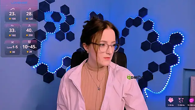 luna berryy online show from December 2025 09:09:02 PM