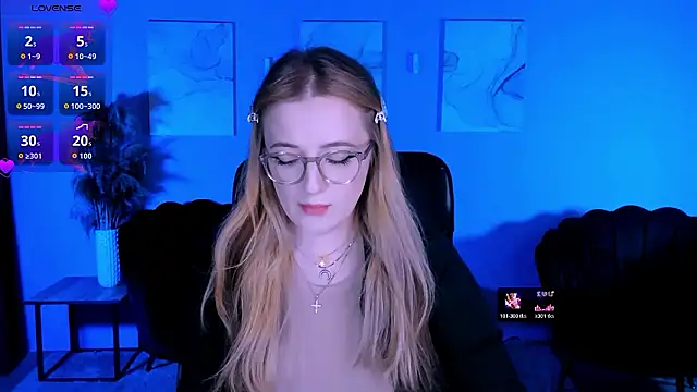 luna berryy online show from March 2026 08:26:02 PM