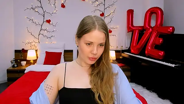 holy kitty online show from February 2025 12:30:01 AM