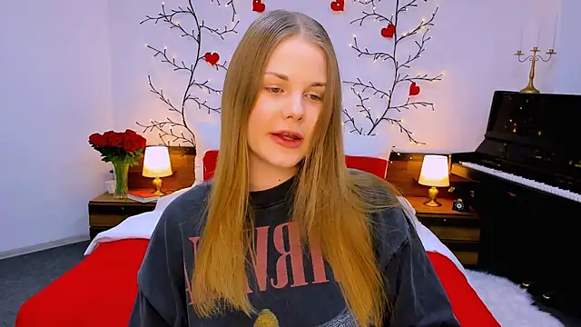 holy kitty online show from October 2025 08:21:01 PM