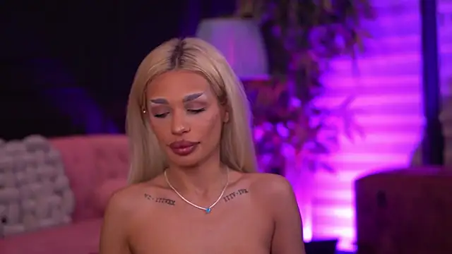 Candy Ivy online show from February 2026 07:01:01 PM