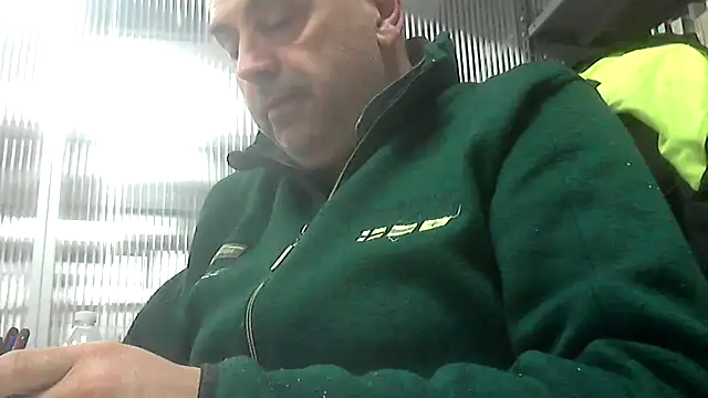 Snapshot of pantomax chatting on April 2026 11:31:01 PM pantomax online show from April 2026 11:31:01 PM