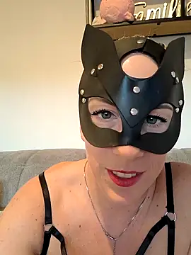 Secret couple  online show from October 2025 03:22:01 PM