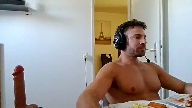 alpha-hunk online show from May 2026 02:06:02 PM