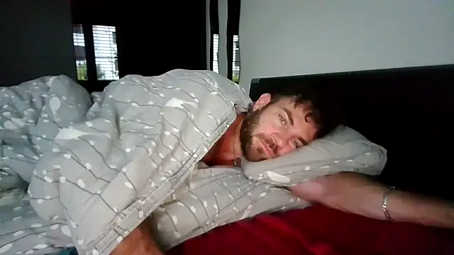 alpha-hunk online show from September 2025 07:25:01 AM