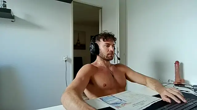 alpha-hunk online show from April 2026 12:50:01 PM