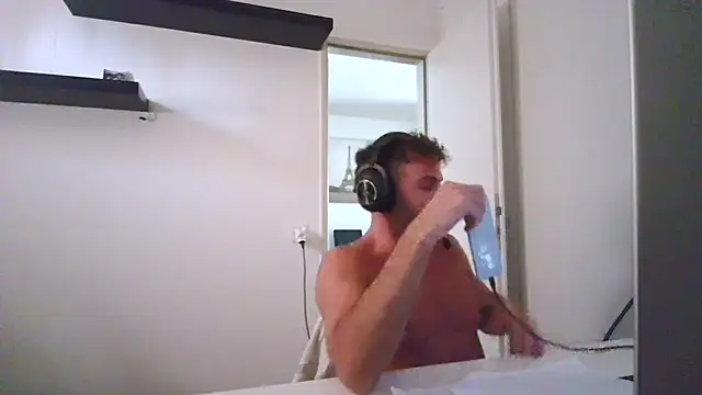 alpha-hunk online show from July 2026 01:07:02 PM