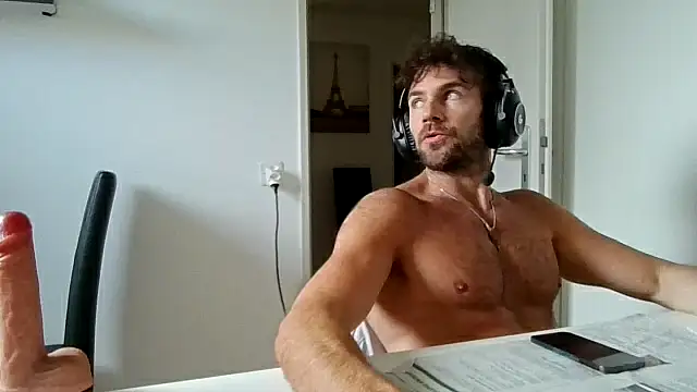 alpha-hunk online show from May 2026 10:36:01 AM