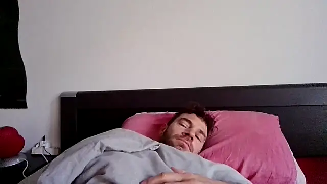 alpha-hunk online show from November 2025 09:30:02 AM