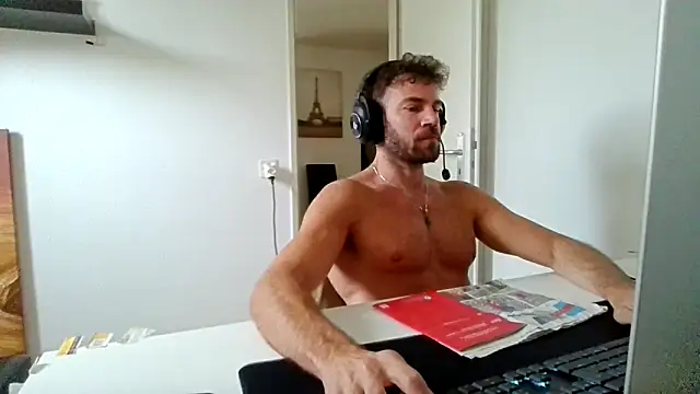 alpha-hunk online show from June 2026 09:10:02 AM