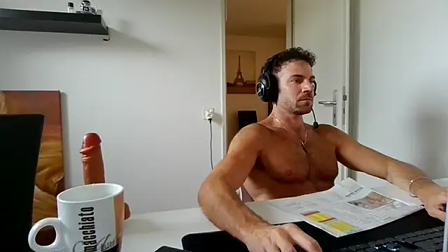 alpha-hunk online show from May 2026 04:37:01 PM