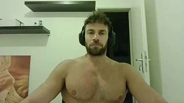 alpha-hunk online show from September 2025 08:48:01 PM