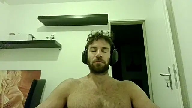 alpha-hunk online show from October 2025 06:20:02 PM