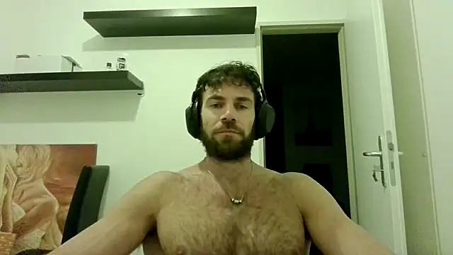 alpha-hunk online show from October 2025 07:27:01 PM