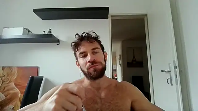alpha-hunk online show from October 2025 10:39:01 AM