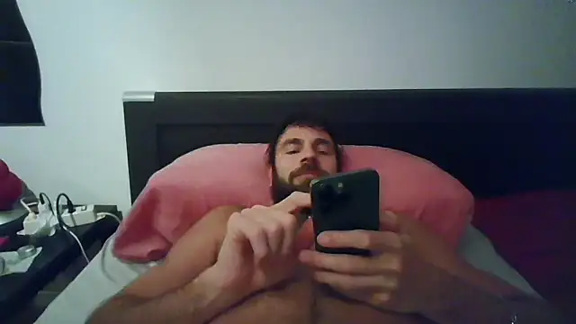 alpha-hunk online show from October 2025 08:19:01 PM