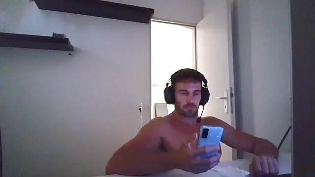 alpha-hunk online show from July 2026 05:23:02 PM