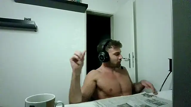 alpha-hunk online show from July 2026 08:01:02 PM