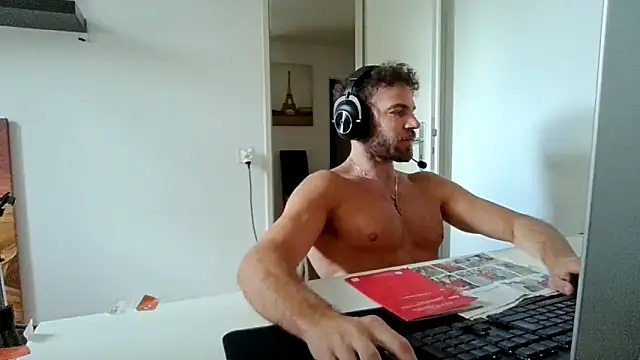 alpha-hunk online show from June 2026 08:33:02 AM