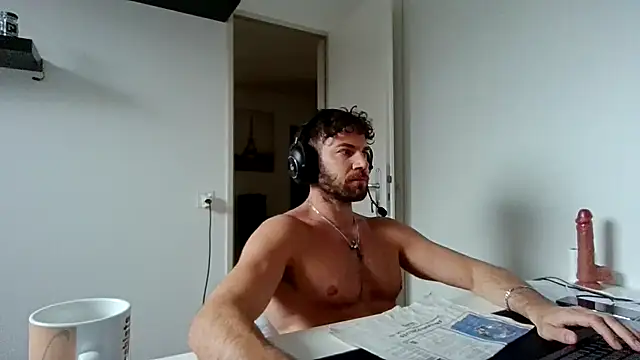 alpha-hunk online show from March 2026 12:37:02 PM