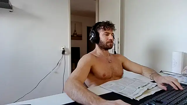 alpha-hunk online show from January 2026 12:31:01 PM