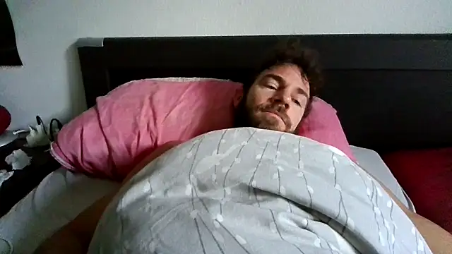 alpha-hunk online show from October 2025 08:23:02 AM