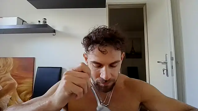 alpha-hunk online show from September 2025 10:37:01 AM