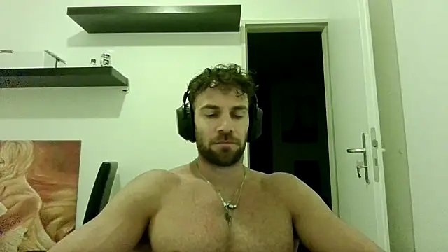 alpha-hunk online show from September 2025 06:56:01 PM