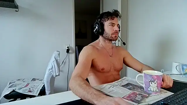 alpha-hunk online show from December 2025 10:39:02 AM