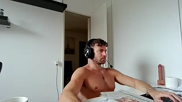 alpha-hunk online show from April 2026 11:36:01 AM