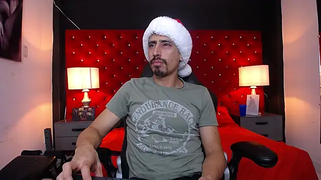 Sr Magnus  online show from December 2025 08:41:02 AM