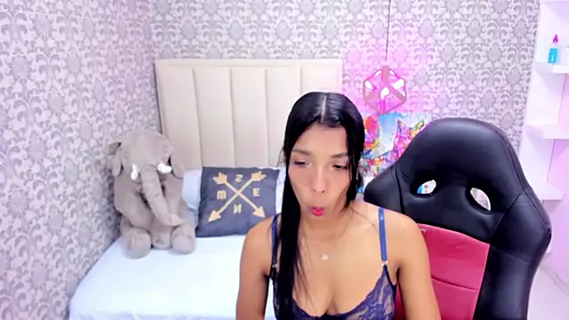 MAYROBERTSS online show from February 2025 03:51:02 AM