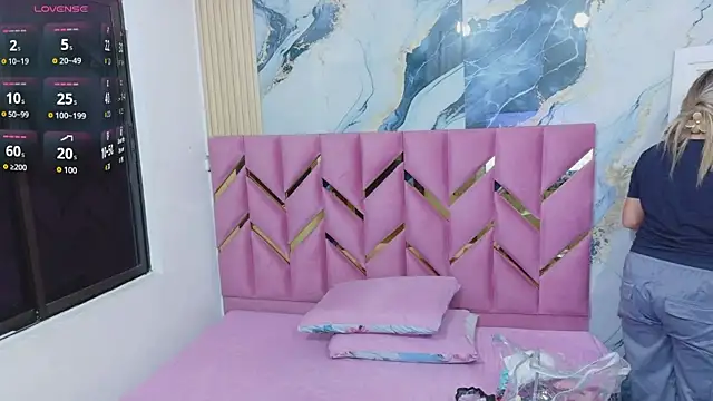 collegepawglovedaddy online show from April 2026 07:51:01 PM