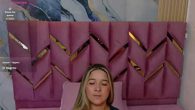 collegepawglovedaddy online show from March 2026 07:20:02 PM