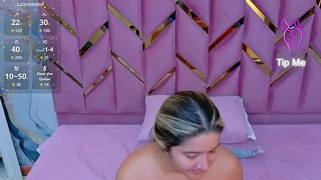 collegepawglovedaddy online show from April 2026 07:59:01 PM