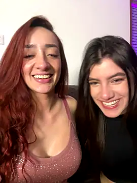 ariiel  online show from November 2025 05:00:02 AM