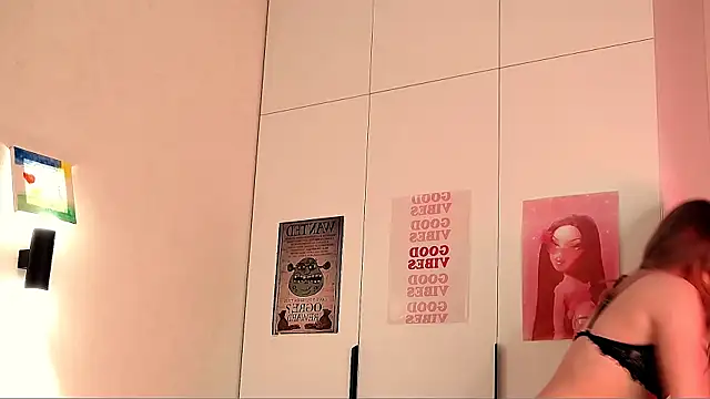 SIlviaBeyt online show from February 2026 09:37:02 PM