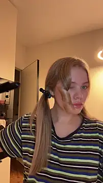 SIlviaBeyt online show from March 2026 10:10:02 PM