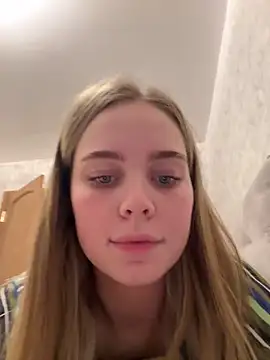 SIlviaBeyt online show from October 2025 09:06:01 PM