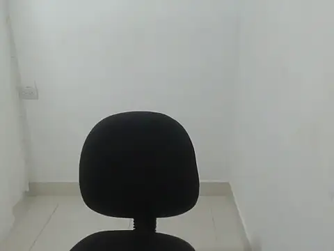 estefania224 online show from February 2026 02:23:01 AM