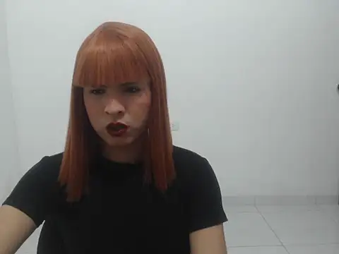 estefania224 online show from April 2026 10:38:02 PM