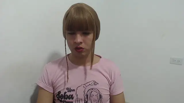 estefania224 online show from June 2026 11:49:02 PM