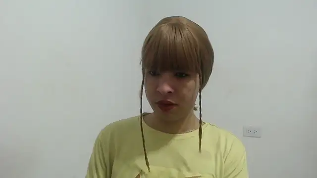 estefania224 online show from May 2026 12:09:01 AM