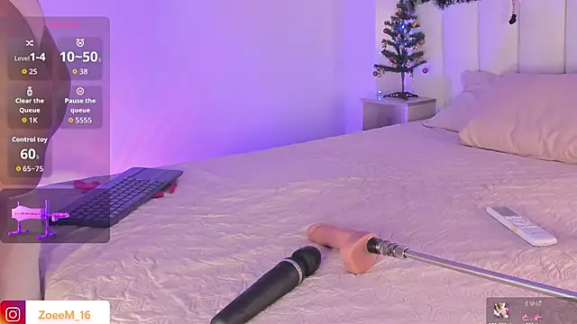 Zoe1 2 online show from December 2025 08:06:02 PM