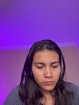 aurora divine online show from March 2026 09:00:02 PM