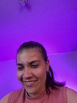 aurora divine online show from March 2026 07:02:02 PM