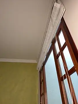 aurora divine online show from November 2025 01:15:02 PM