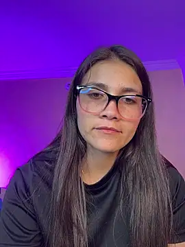 aurora divine online show from February 2026 10:56:01 PM