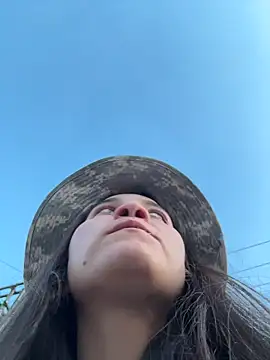 aurora divine online show from February 2026 11:13:01 PM