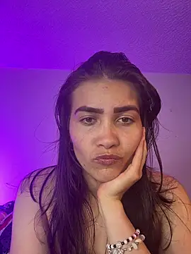 aurora divine online show from March 2026 08:58:02 PM